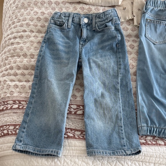 Toddler Jean bundle - Picture 4 of 6